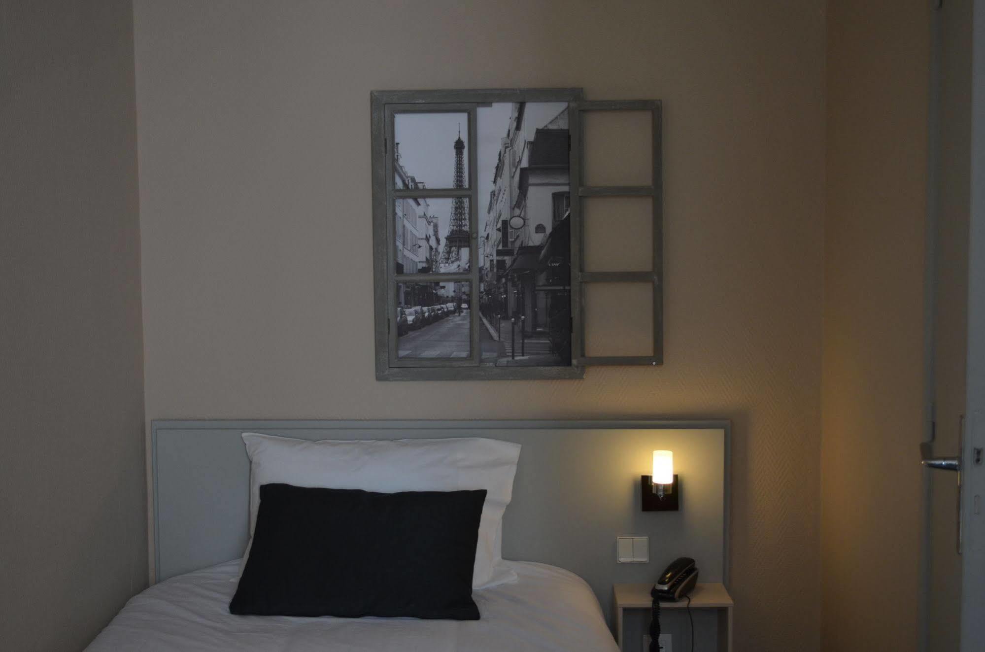 Hotel Beausejour Parigi Esterno foto